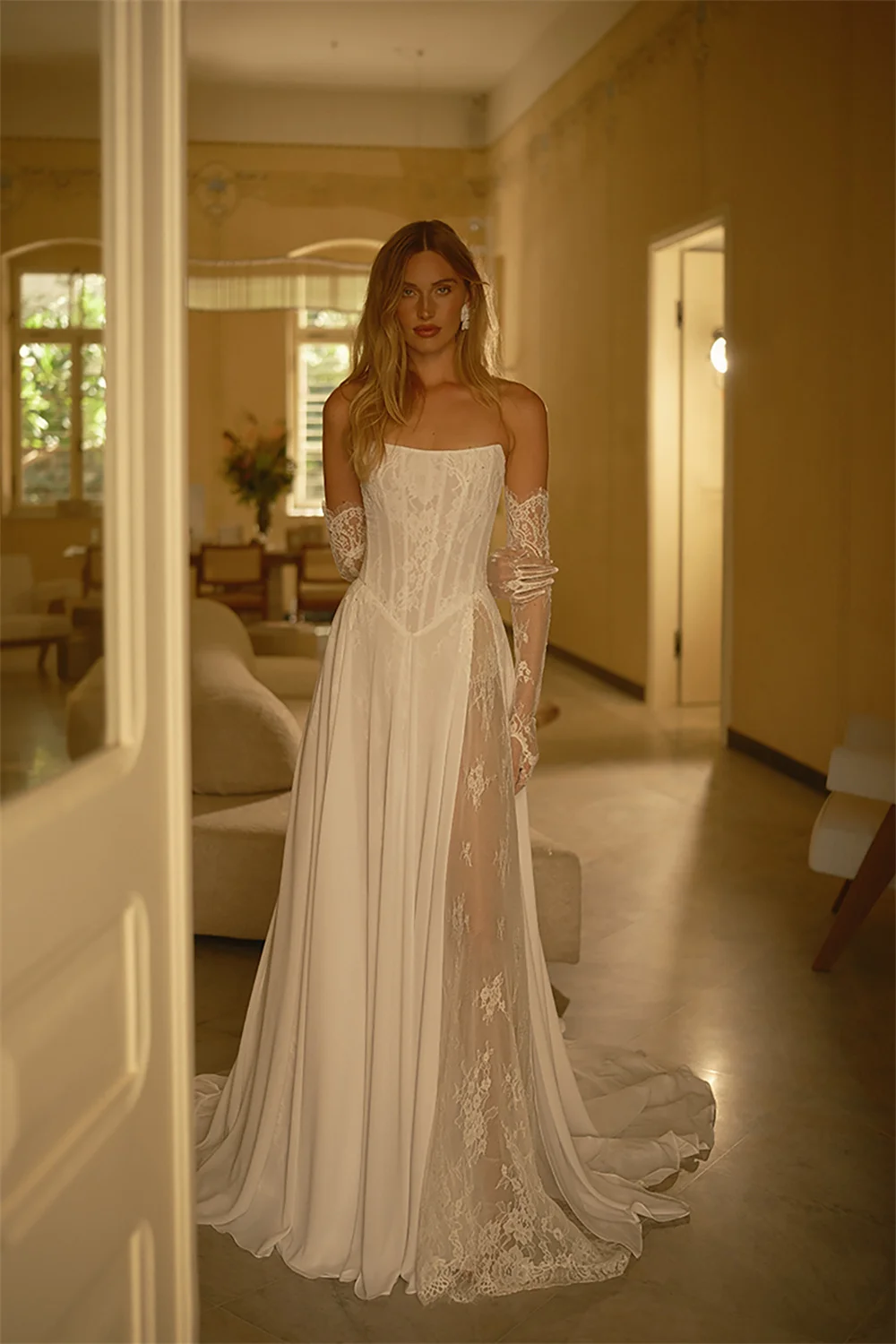 Suknia ślubna bez ramiączek z koronki w kolorze ecru, z wysokim rozcięciem z boku, trenem typu sweep, zapinana na zamek z tyłu, na specjalną zamówienie z Kiotu, vestidos de noiva, formalna suknia wieczorowa 2025