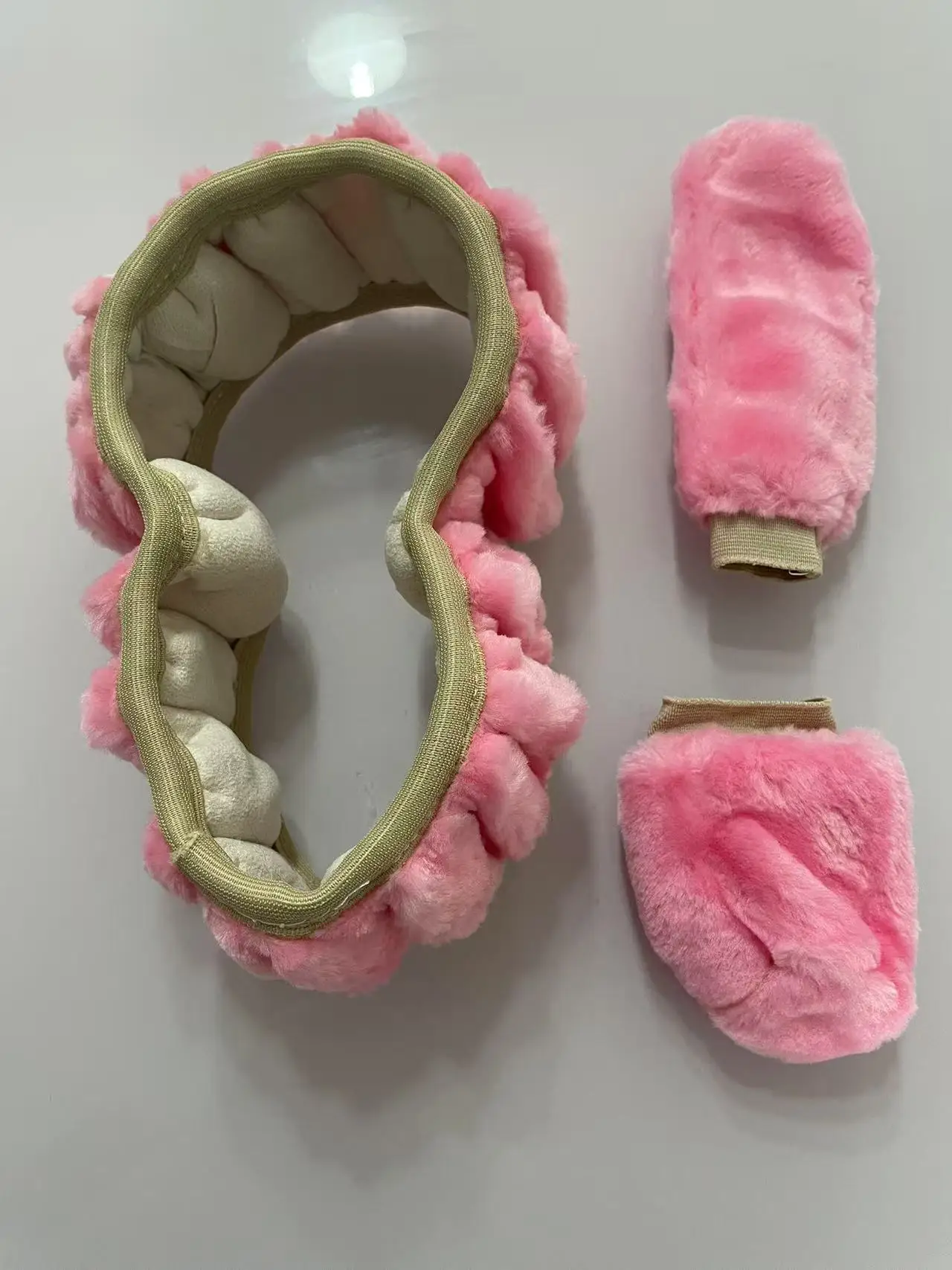 Conjunto fofo de capa de volante rosa para mulheres, universal, adequado para carro de 14 a 15 polegadas, com capa de freio de mão, capa de mudança de marcha