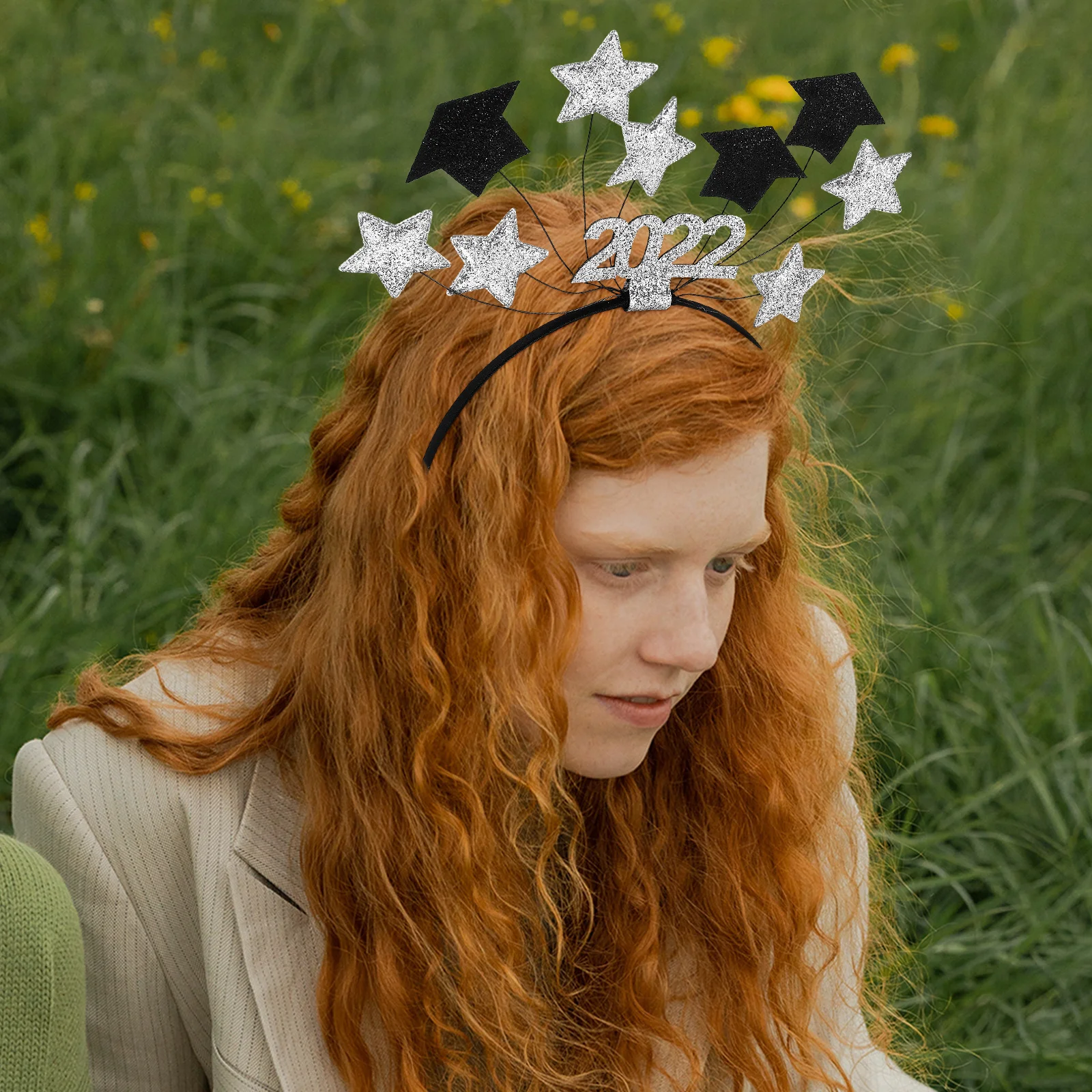

Graduation Hairband Doctoral Hat Headband Mini Hat Size Suitable for Most Graduation Party Hair Accessories 2022 Headdress