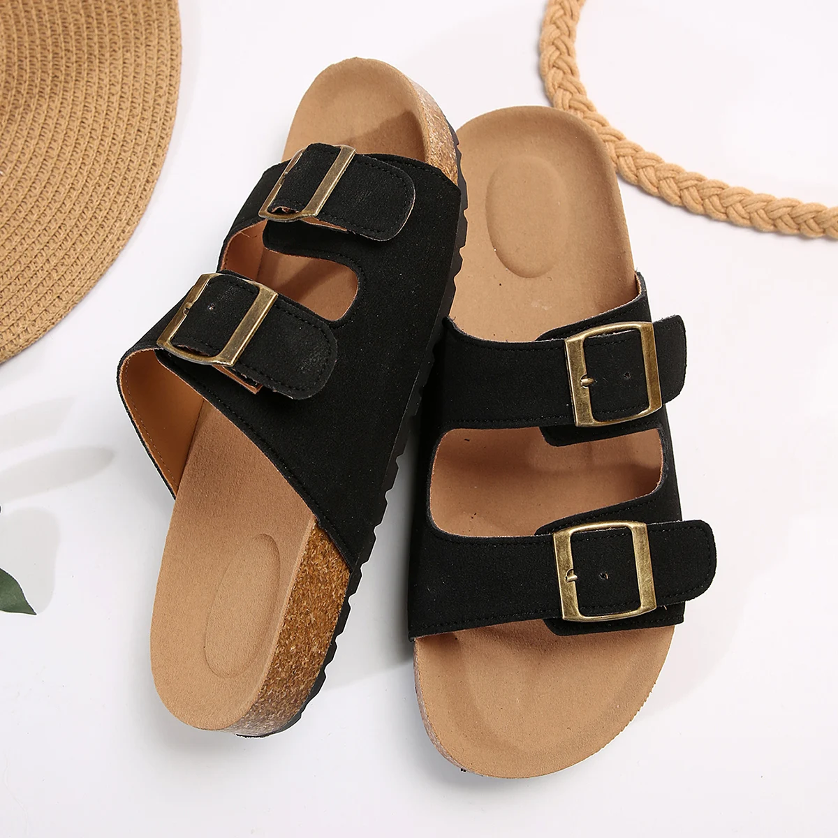 Flip Flops Women Slippers Female Metal Rivets Plat Slides Soft Cork sole Open Toe Indoor Outdoor Beach Casual Shoes Home Slipper