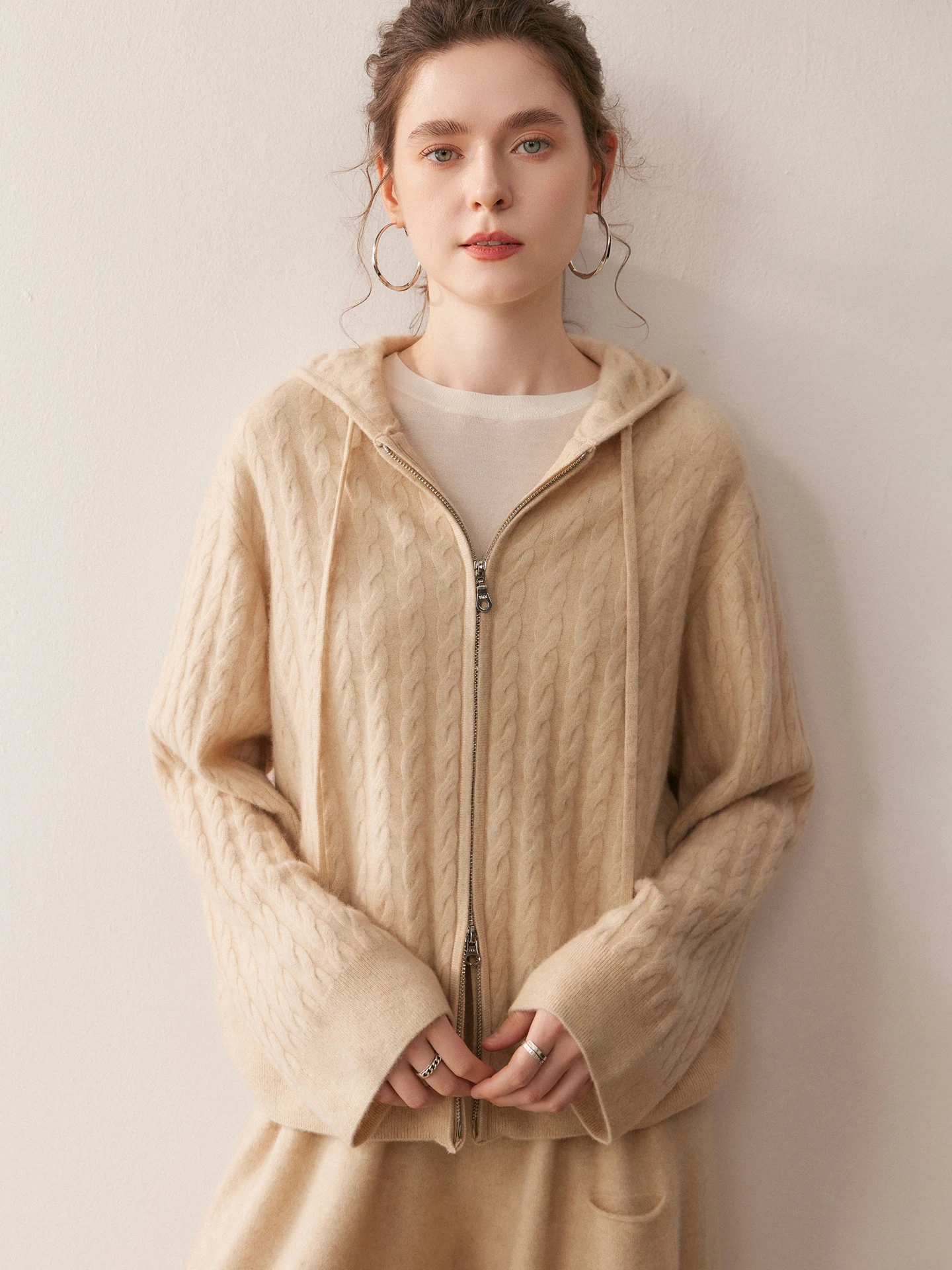 

Ladies' Hooded Cable Knit Camere Open Cardigan Zipper Loose Age-Defng Pure Color Faionable Versatile Outerwear