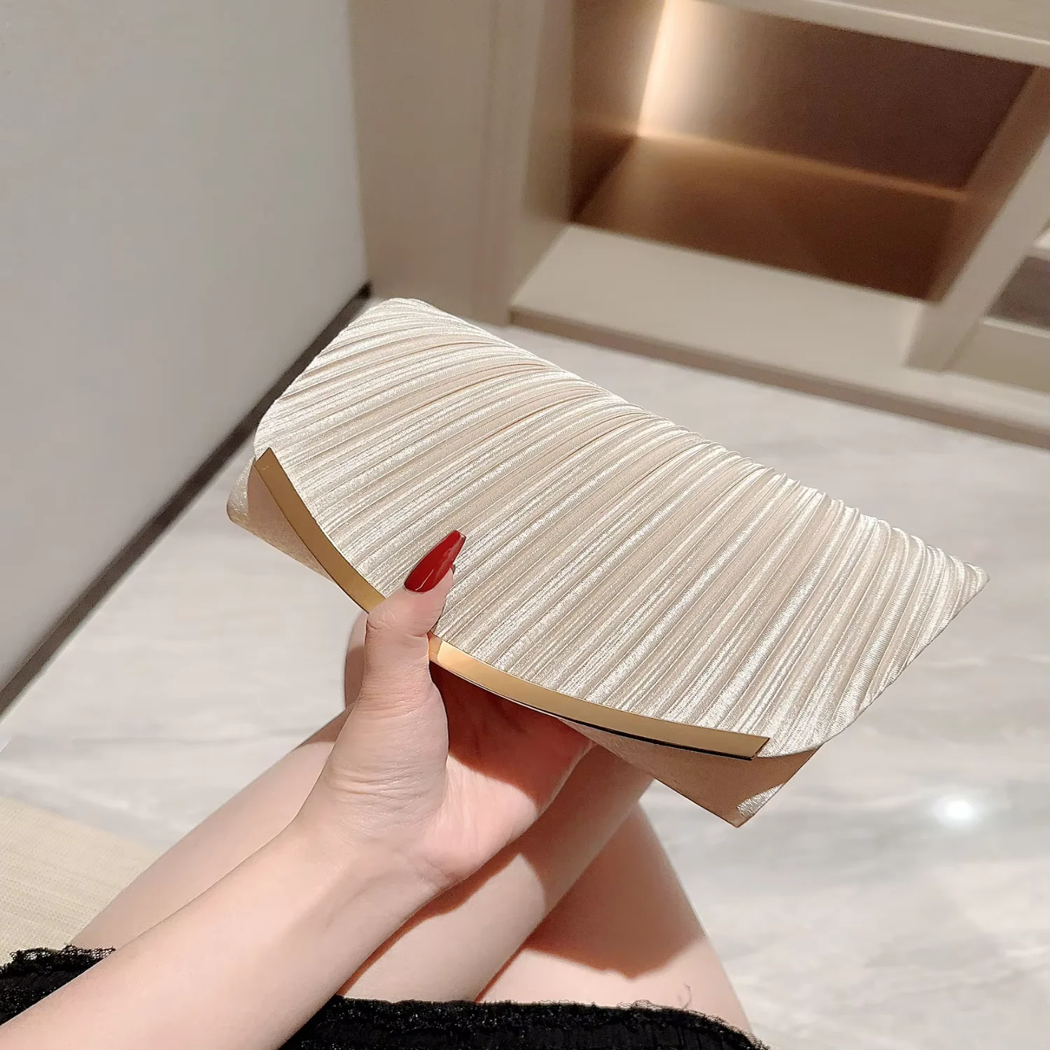 

여성 패션 플리츠 디자인 이브닝 클러치 백, 금속 스트립 장식, 파티 무도회 가방, 원피스 가방,