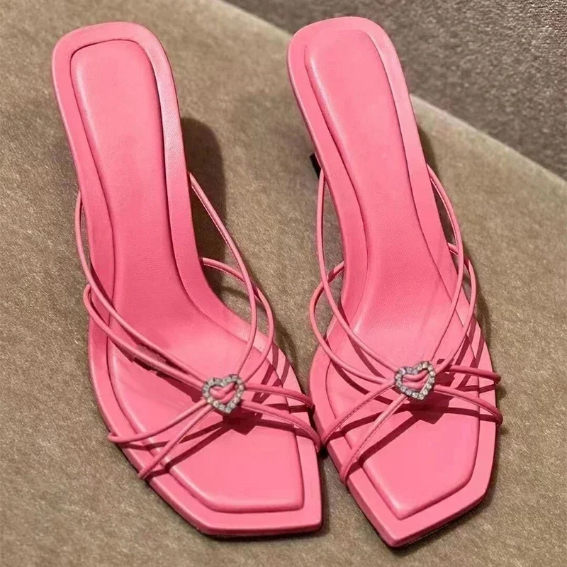 Heart shaped crystal embellished candy pink sandals 2024new French socialite square toe open toe thin heel thin strap high heels