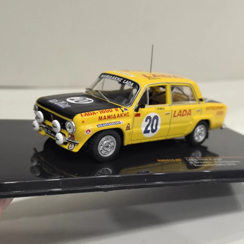 IXO 1:43 스케일 라다 1600 R # 20 1978 합금 시뮬레이션 자동차 모델 정적 수집 장식용 휴일 선물 장난감 기념품 선물