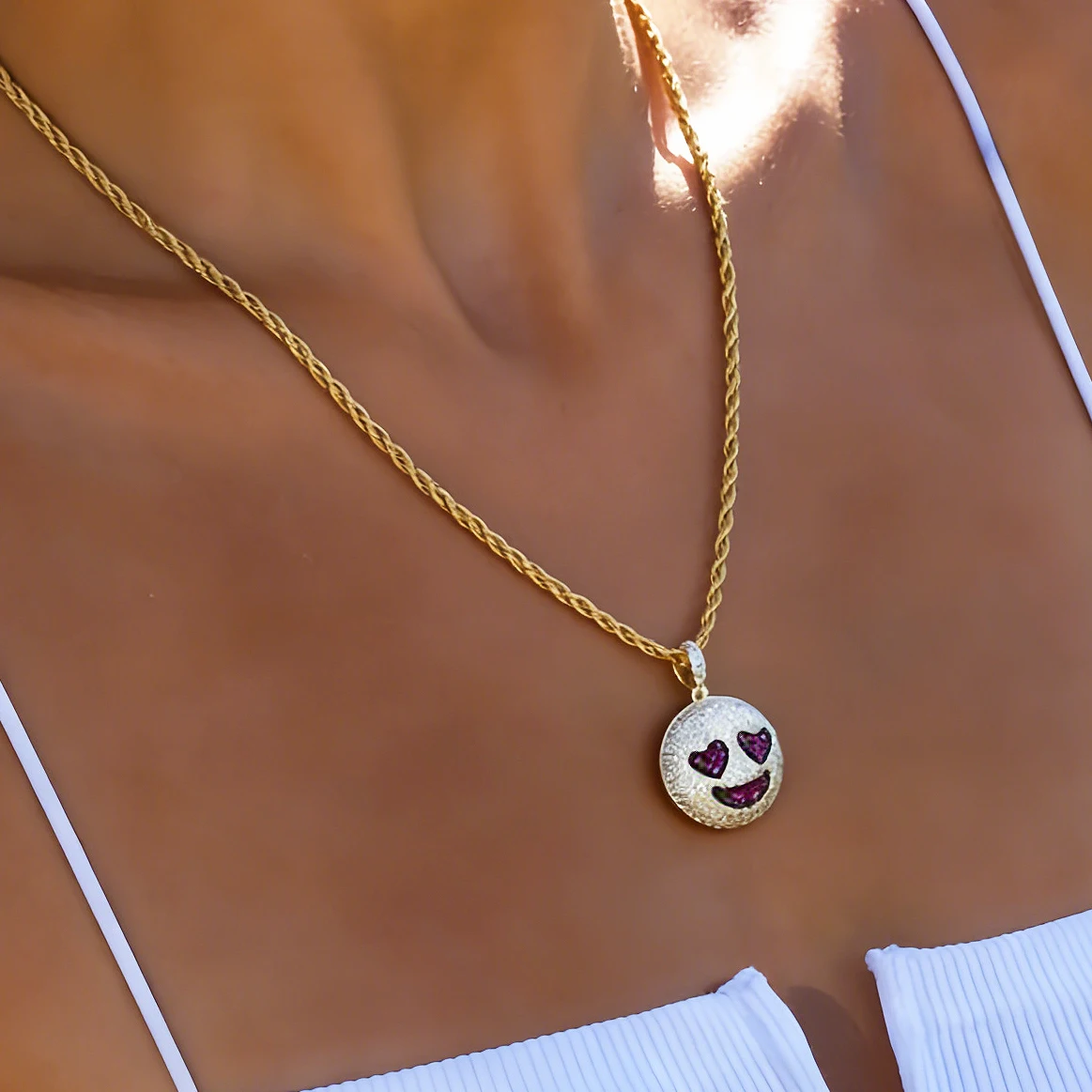 Funny Face Expression Pendant Necklace For Men Women Rhinestones High-quality Smile Charm Necklace Hip-hop Party Holiday Jewelry