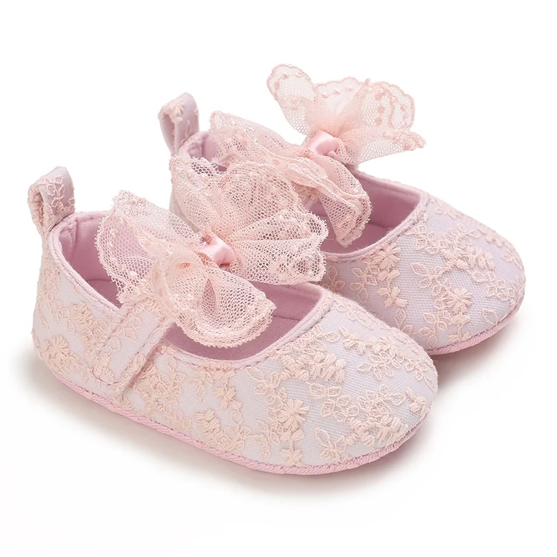 Fashionable Feet: Non-Slip Casual Shoes with Delightful Bowknot Design for Baby Girls 0-18 Months