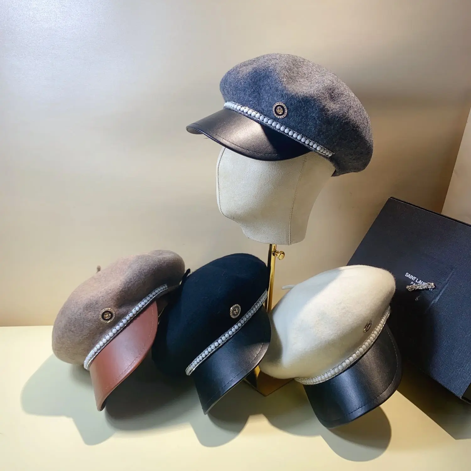 

Special Counter Winter Cap Man Men's Caps Travel Unisex Decorate Faux Leather Wool Spring And Aummer Newsboy Caps Cap