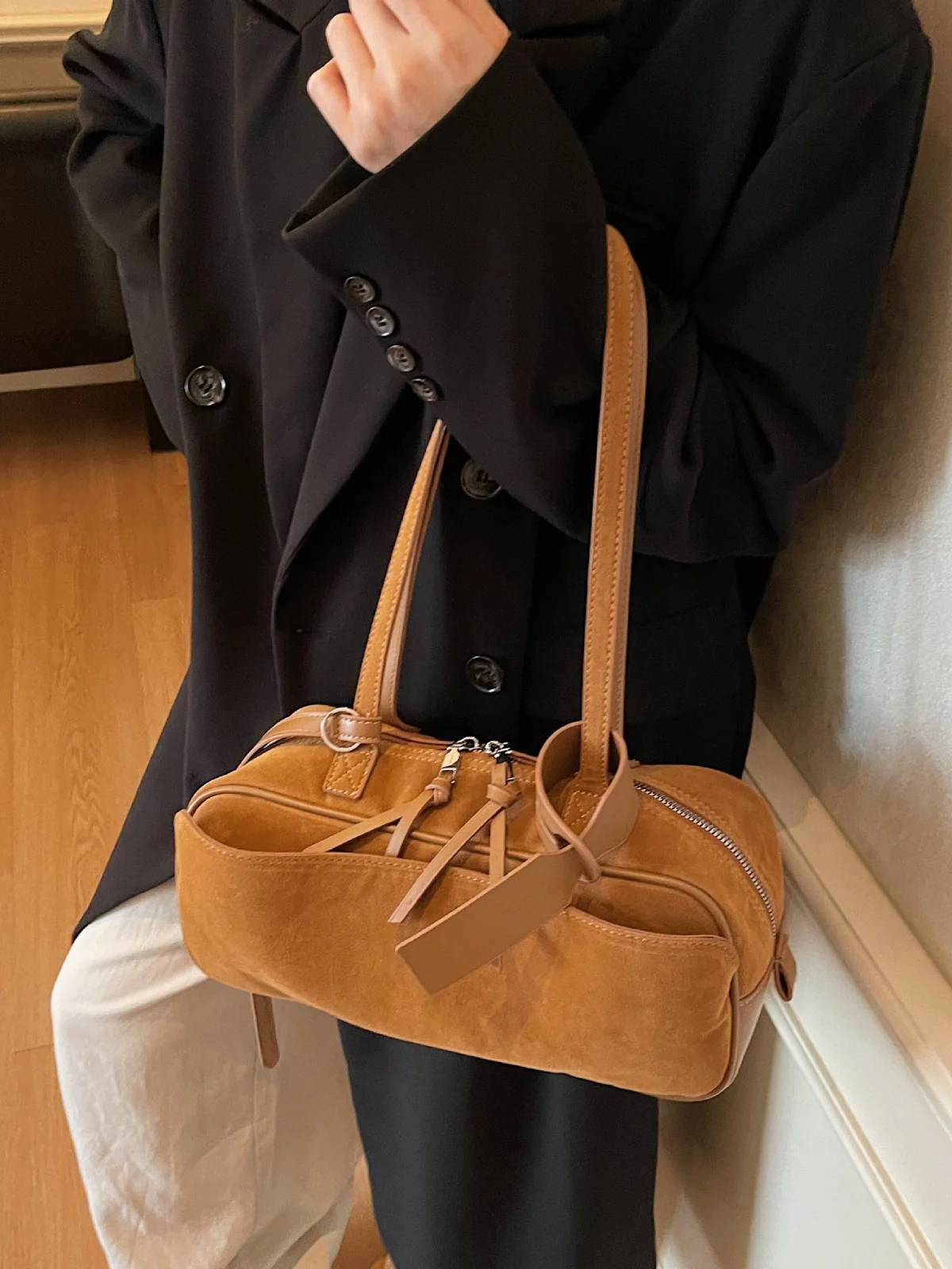 

Коричневая сумка на одно плечо в стиле ретро, женская осенне-зимняя сумка из искусственной замши под мышками, маленькая квадратная сумка из нубука во французском стиле