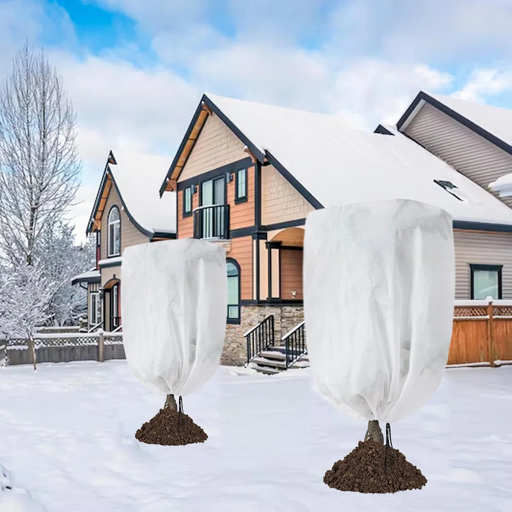 

Non-Woven Winter Plant Covers for Frost Protection Insulated Blankets to Shield For Outdoor Gardens from Cold Two Covers