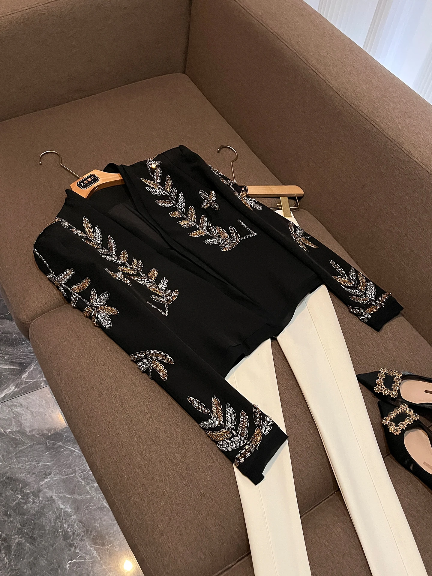 Elegant Long Sleeve Slim Fit Diamond Embellished Heavy Work Suit Jacket Women's Fashion French Style Office Wear X298