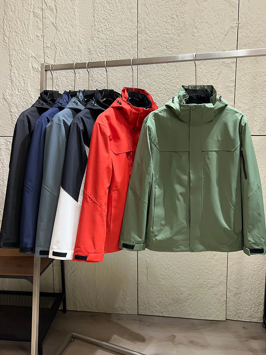 

Outdoor Men's Thickened Warmth Jacket All-Weather Series Windproof Waterproof Hooded Autumn Winter Fleece Lined Zipper Closure