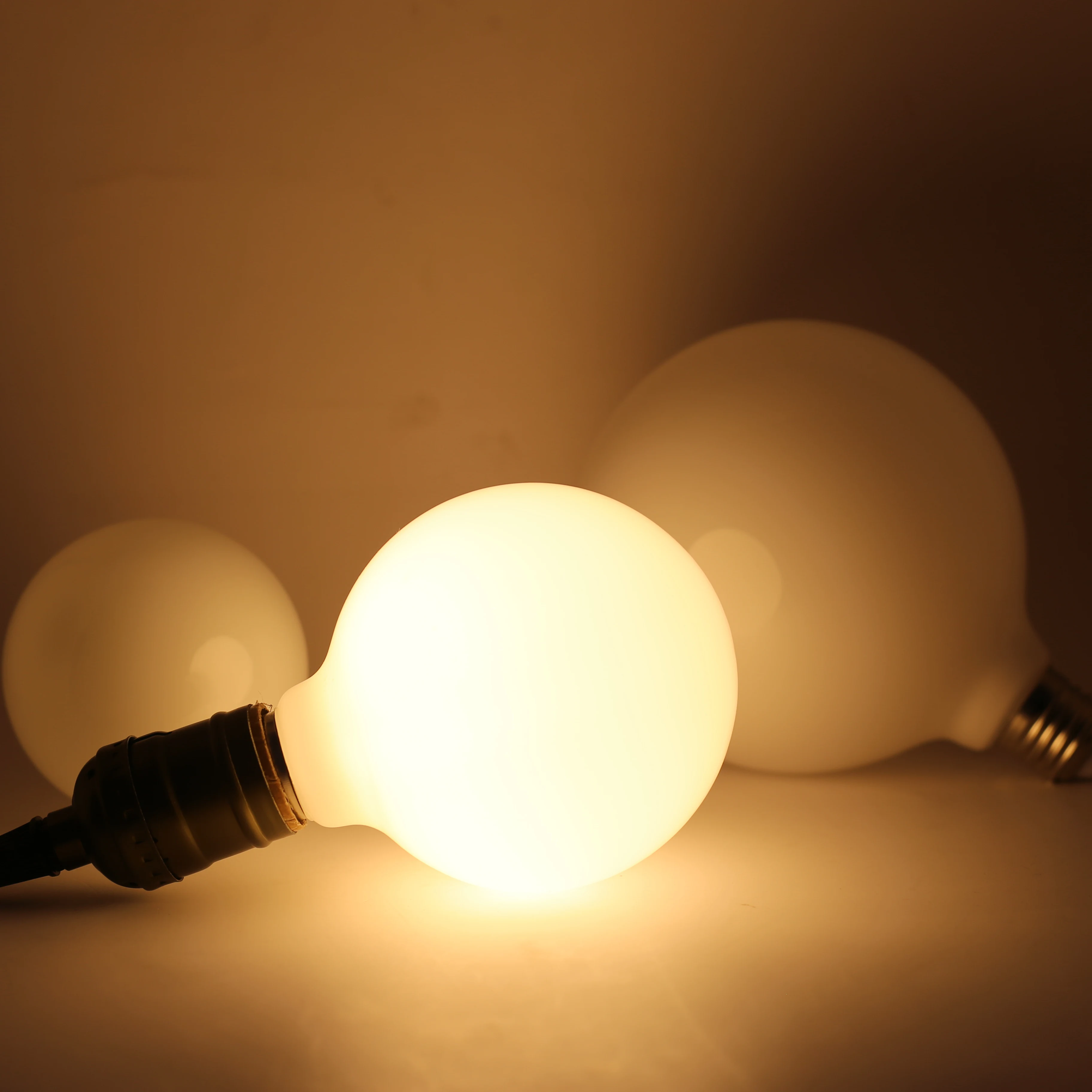 4PCS LED Light Bulb E27 220V 110V G125 G95 G80 5W Milky LED Bulb Energy Saving LED lamp For Living Room Lighting