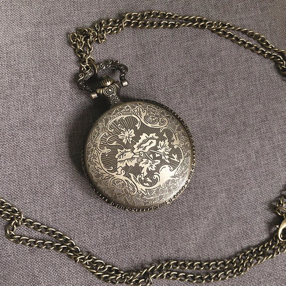 Nuovo stile alla moda antico orologio da tasca al quarzo Vintage cassa rotonda ciondolo collana catena orologio squisito per uomo donna regali