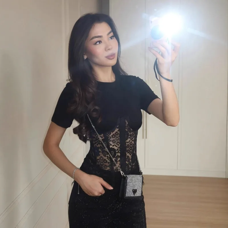 

Модные женские топы с кружевными вставками и бандажным эффектом, прозрачные футболки с круглым вырезом и коротким рукавом, весна-лето 2026, повседневные пуловеры для женщин, новинка