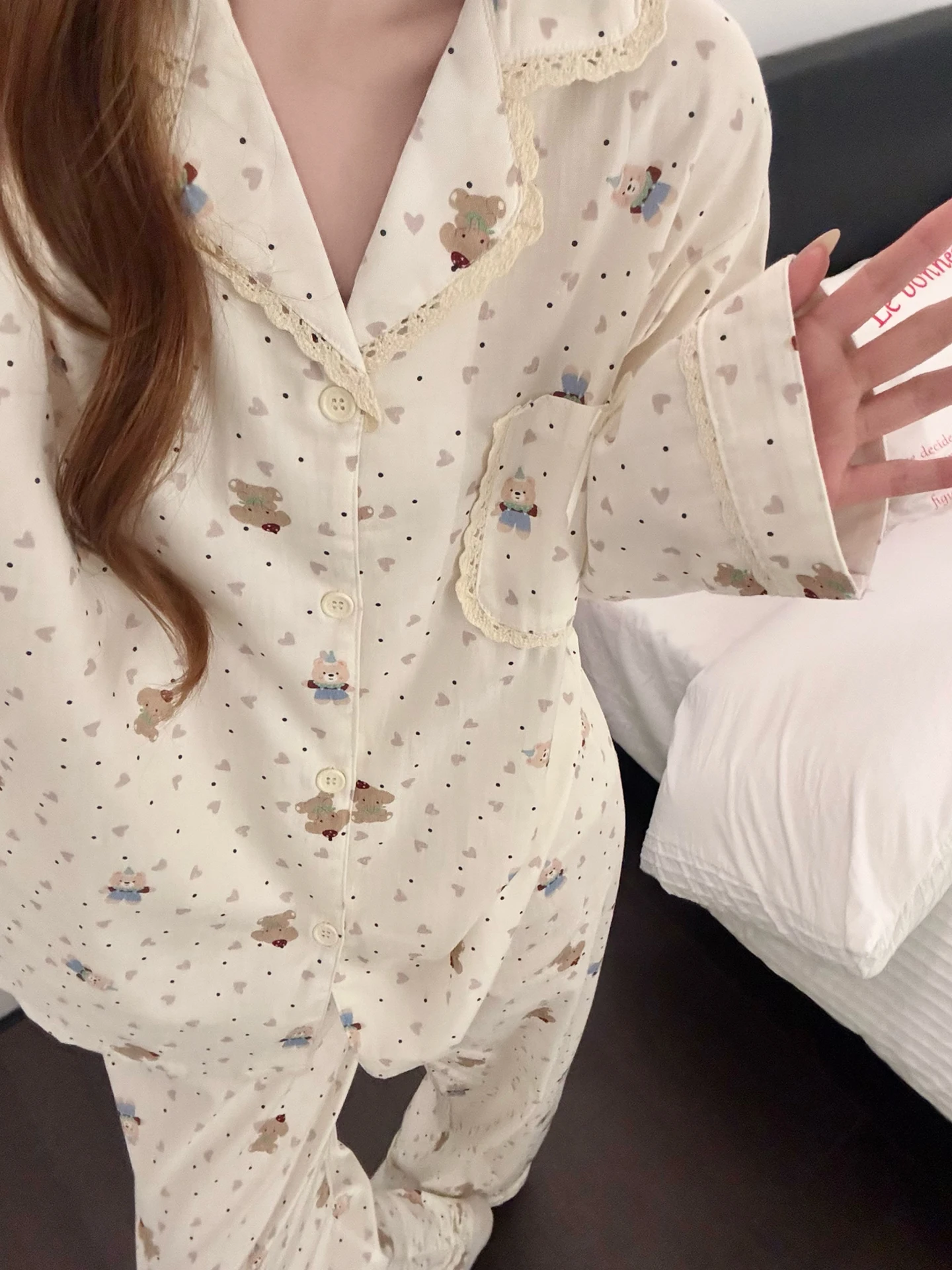 かわいいクマの水玉模様のパジャマセット女性の長袖長ズボンホーム服春秋の新スタイルレースエッジ漫画かわいい