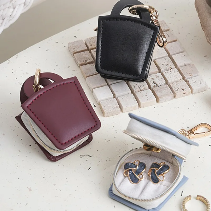 

Cute Mini PU Jewelry Box Portable Fashion Jewelry Display Box With Keychain Simple Ring Case Gift Box Bag Pendant Accessory NEW