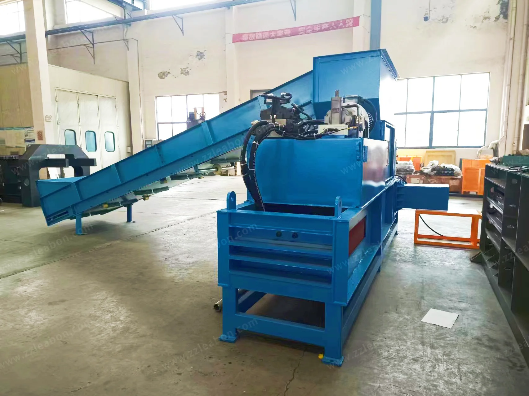 Baler for Wood Shavings Square Hay Baler Silage Baler for Sale