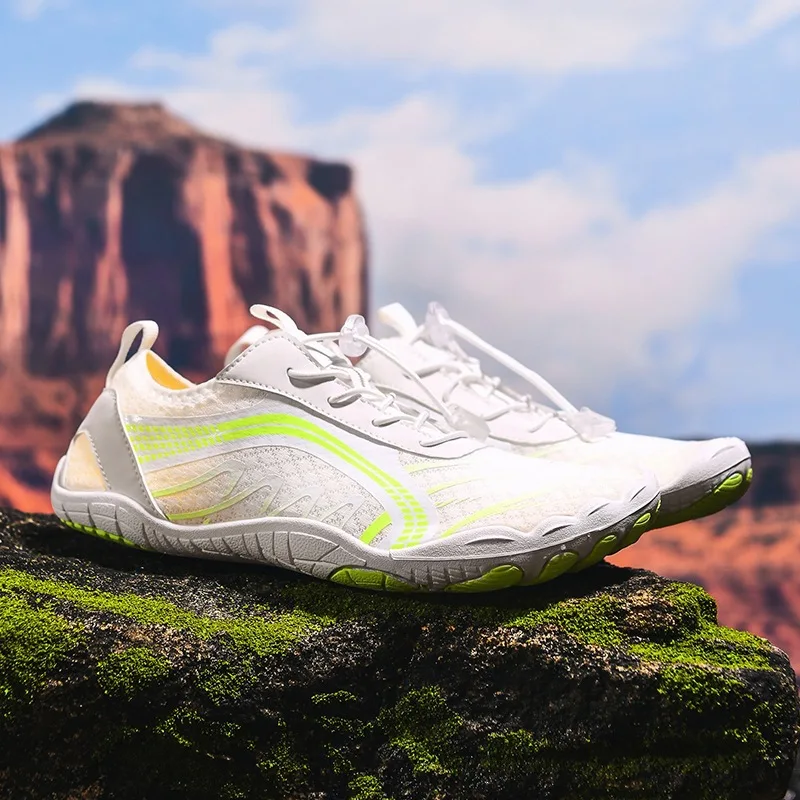 New Model Outdoor Hiking, Beach, and Stream-Crossing Shoes for Men: Five-Toe Water Shoes for Beachcombing