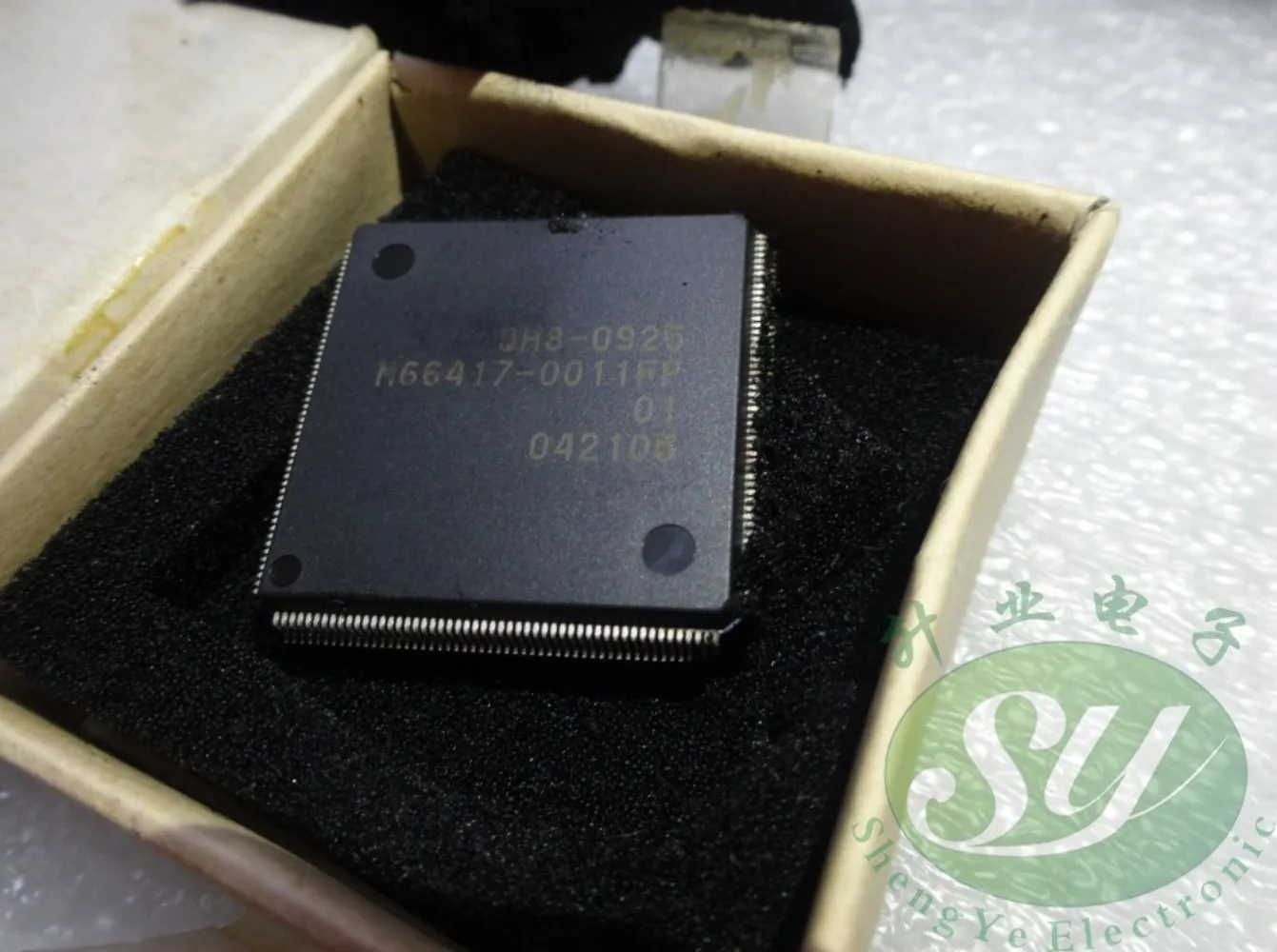 

New original IC Chip QH8-0925/ M66417-0011FP01 QFP