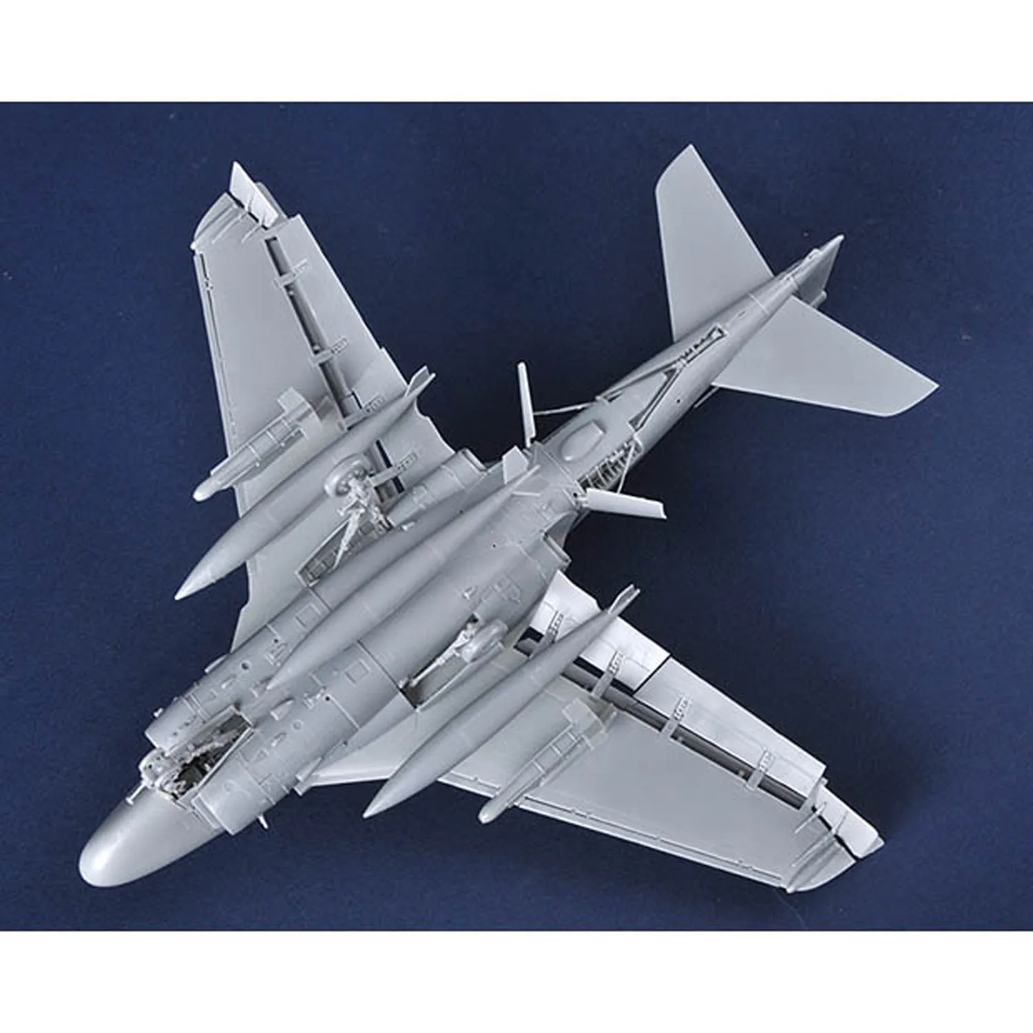 1/72 Trumpeter A-6A Intruder Plastic Airplane Toys Model Plane Kit Gifts TH23820