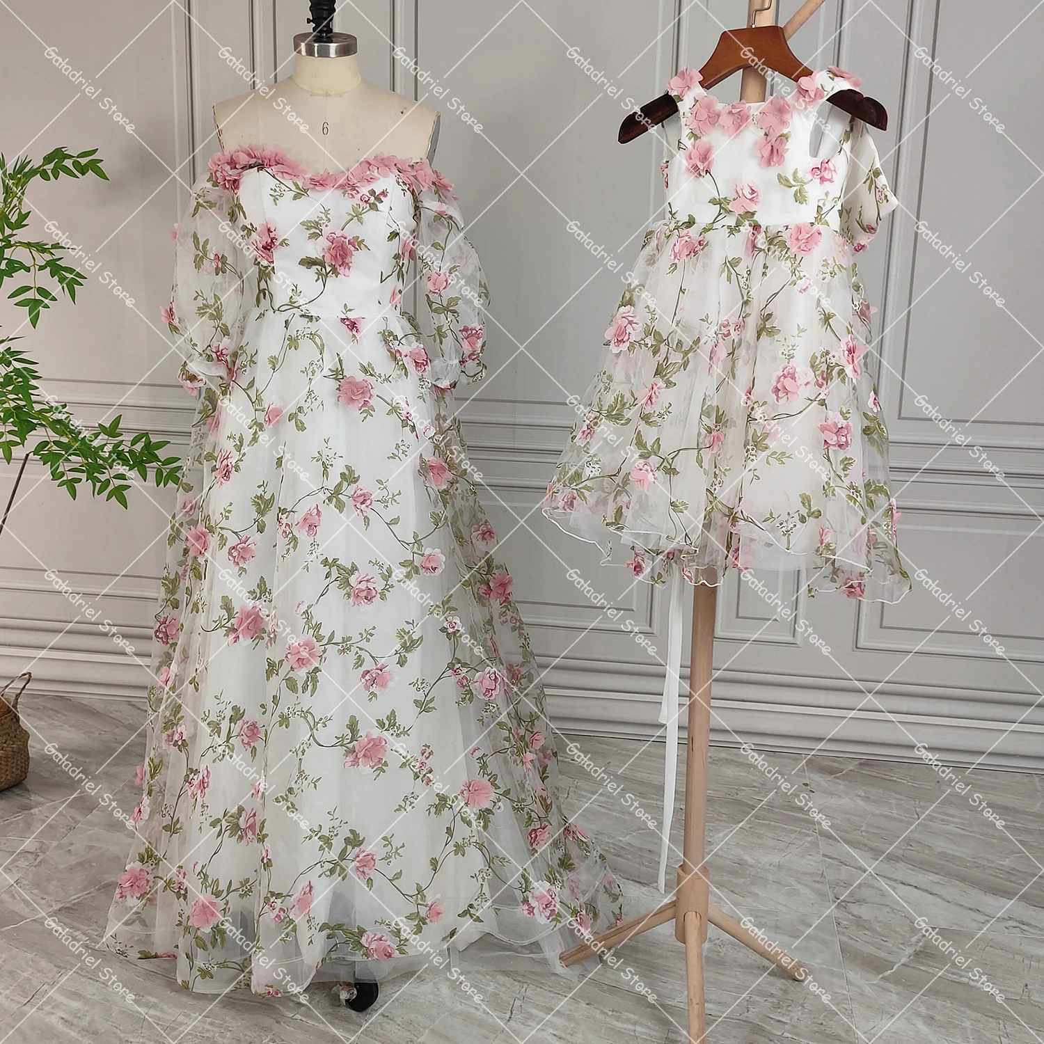 Embroidered Flowers Mom and Daughter Dresses Family Photoshoot Gowns Customized Puffy Sleeves Fairy Bloom Maternity Gowns