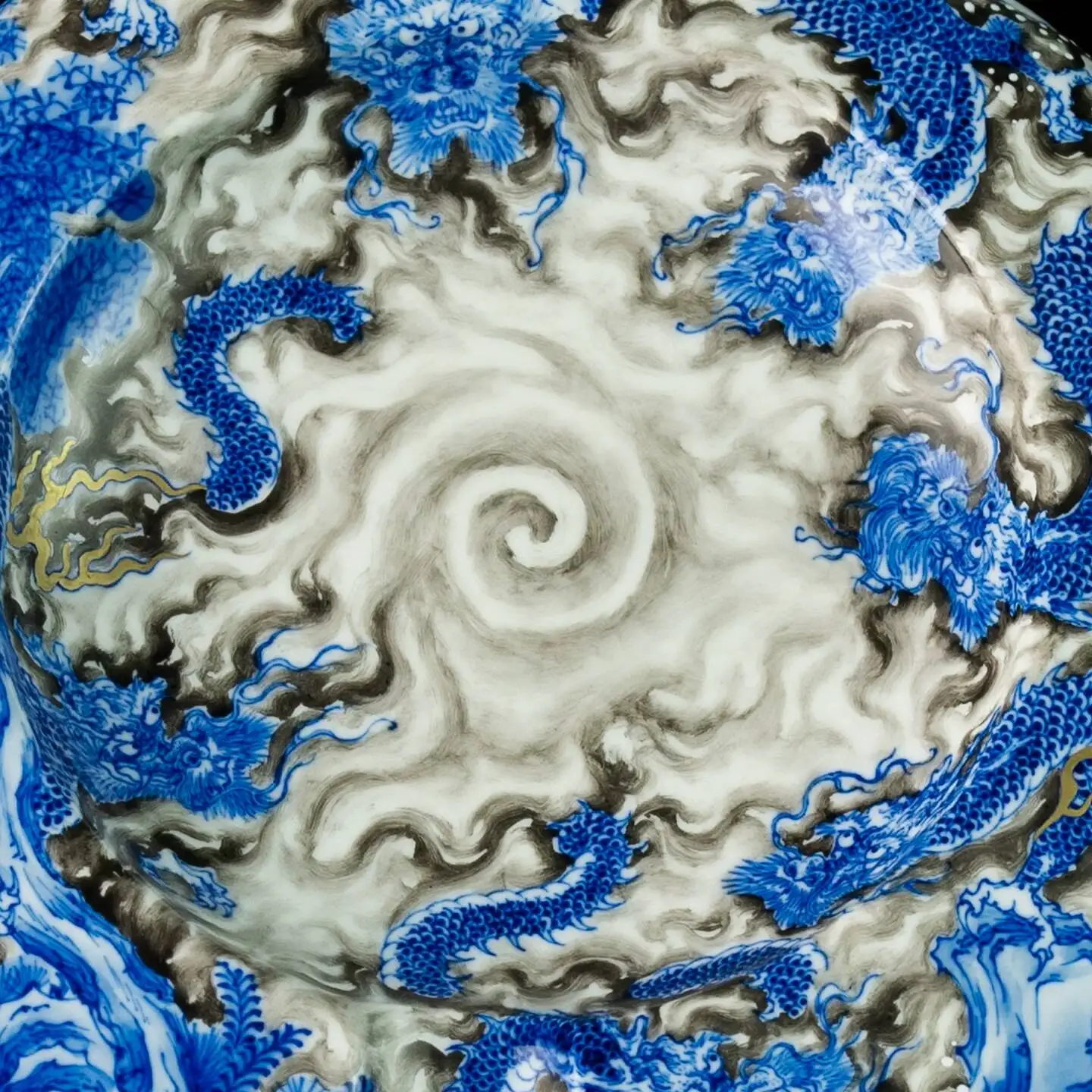 Holy Mountain Antique-Style Blue White With Nine Dragons And Ink Color Design, Jingdezhen Handmade Ceramic Chinese-Style Cig