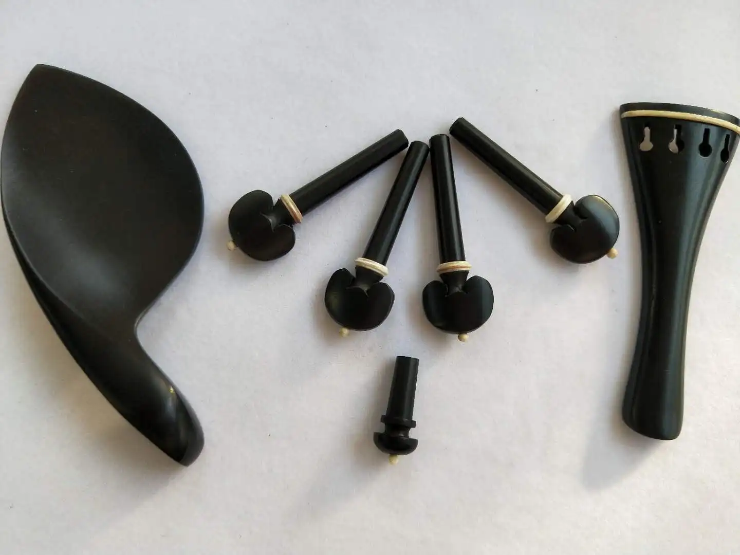 1 Set Black Ebony  Violin Parts with Bone Collar Including Tailpiece Pegs Chin Rest 4/4 without Drilled Holes