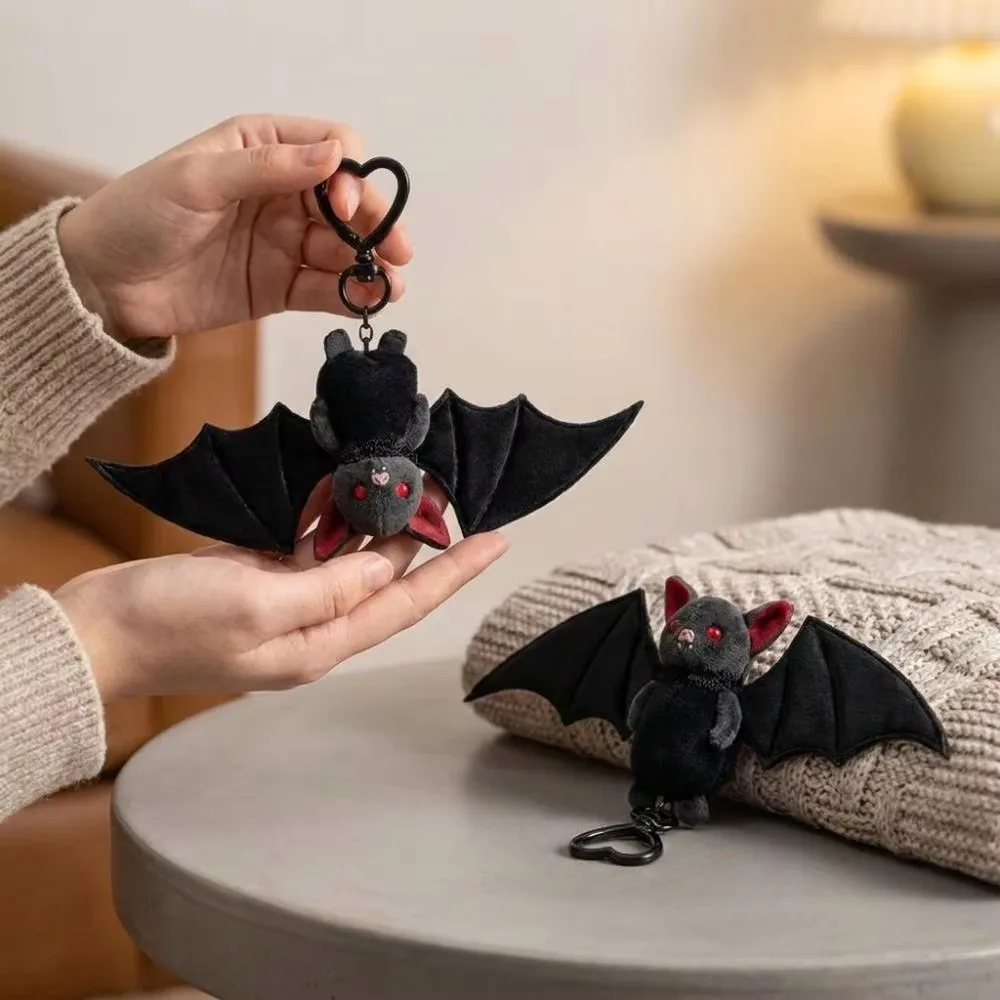 Creative Small Present Gothic Style Bat Keychain Soft Portable Lightweight Bag Charm Bat Hanger Decoration Handbag Decoration