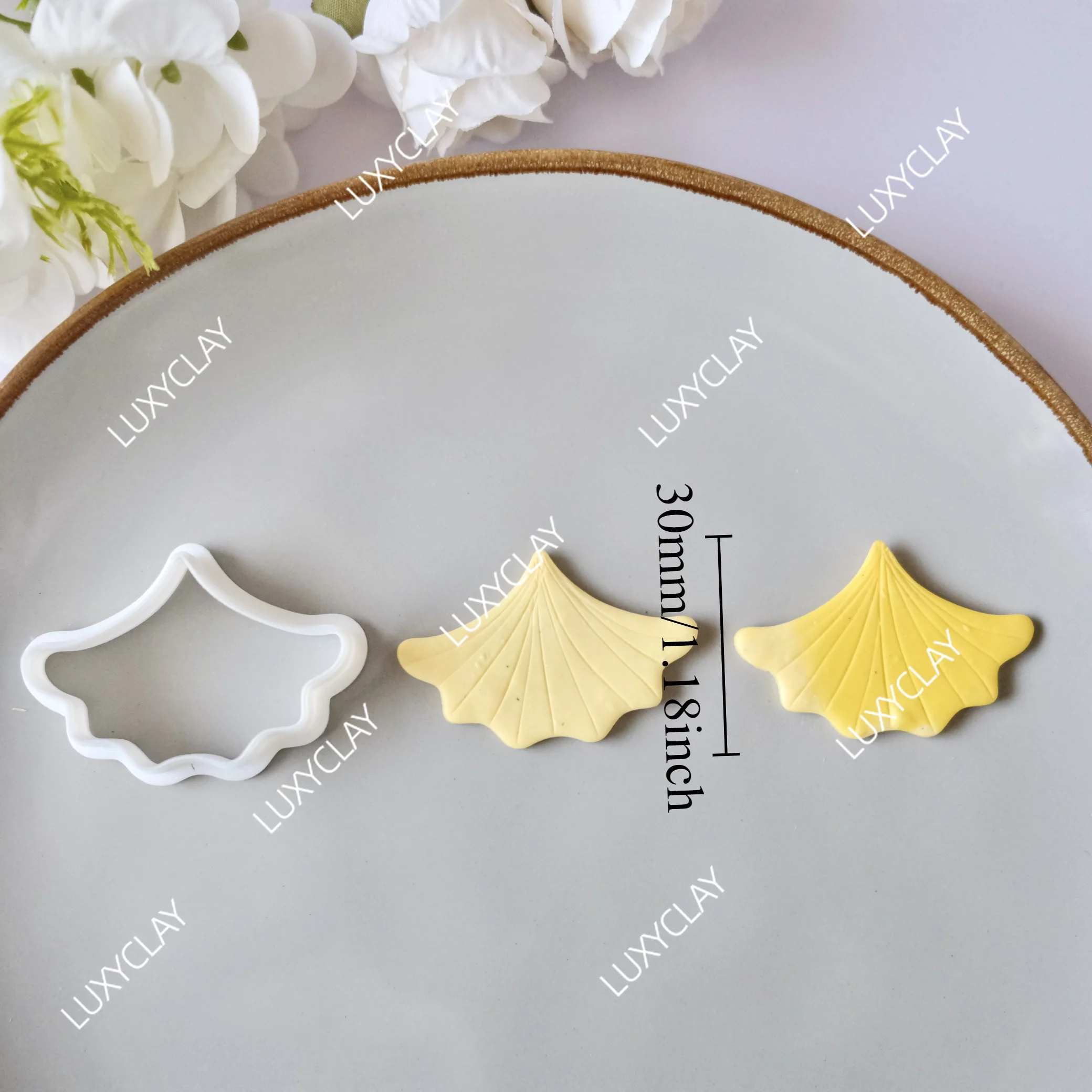 1pc Ginkgo Leaf Shape Clay Earring Cutters, Botanical Design Abstract Leaf Clay Cutter Molds for Jewelry Pendant Necklace Making