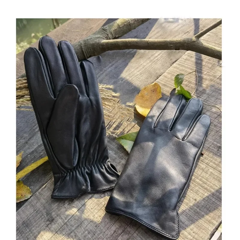 Men's Sheepskin Driving Gloves Solid Color Plus Velvet Touch Screen Fashion Ripple Riding Motorcycle Gloves
