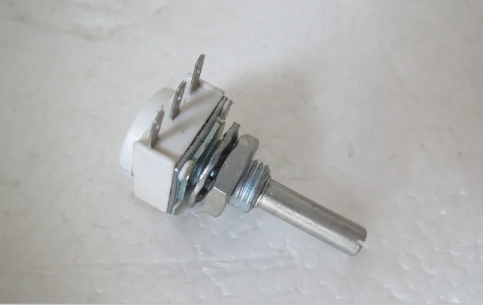 

[VK] ORIGINAL 792 A220K Israeli ceramic volume potentiometer handle length 22MMX4MM 22MM switch