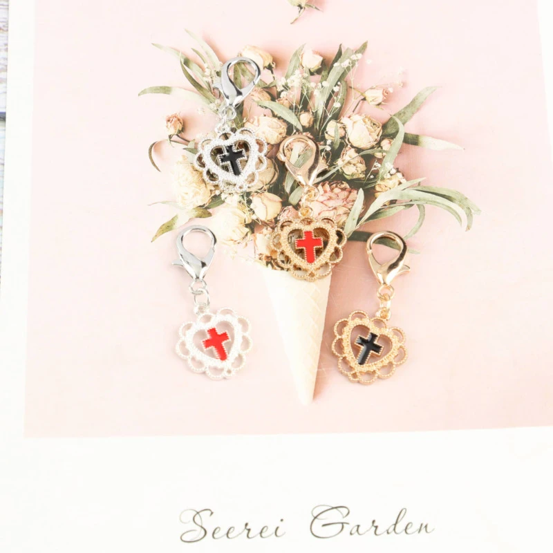 6pcs Cross keychain that can bring good luck Cross card with prayer Can be used to decorate bags Keychain Car Key Gift for Famil