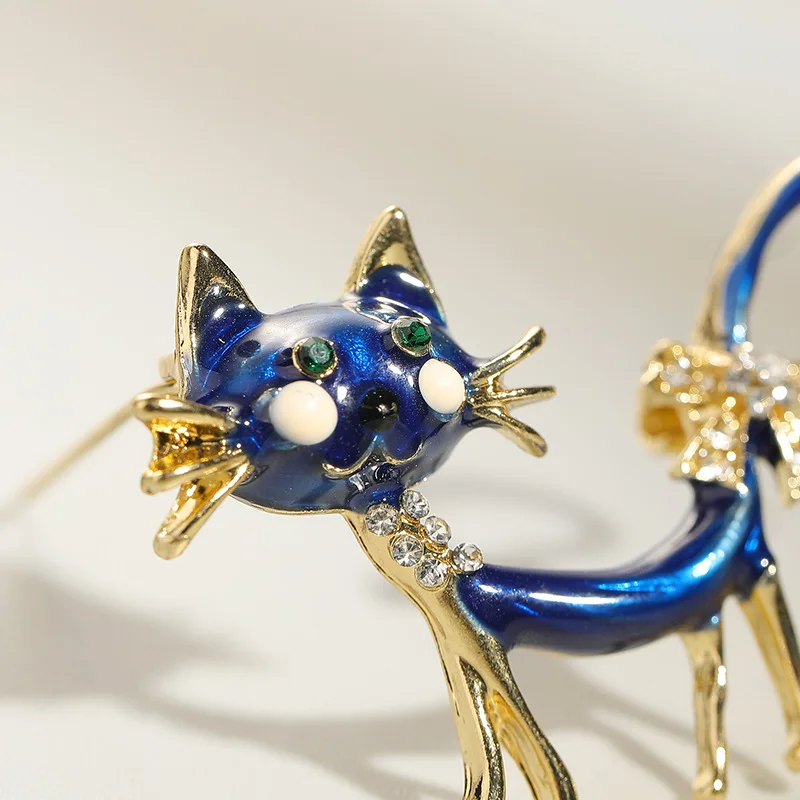 Quality Live-streaming Wholesale Supply Cute Cat Brooch for Women Cartoon Kitten Pin Anti-exposure Collar Pin