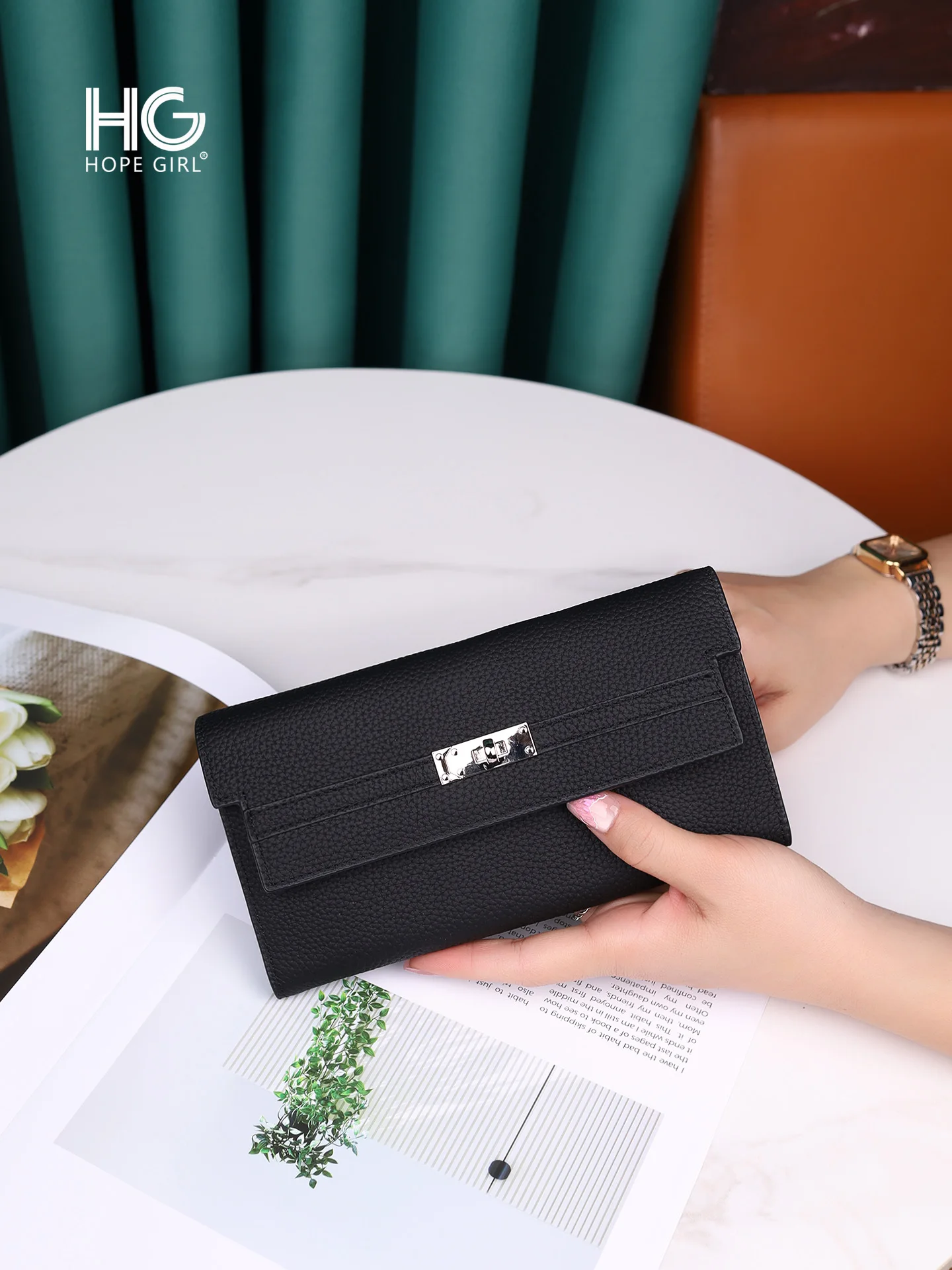 faionable-long-leather-wallet-women's-new-sle-handheld-multi-functional-clutch-bag-youth-trendy-pure-color-horizontal-ape