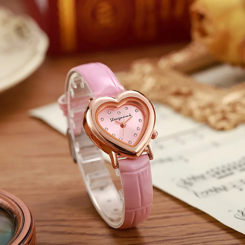 Women\'s Watch Fashion Rhinestone Heart Dial Leather Band Quartz Watches