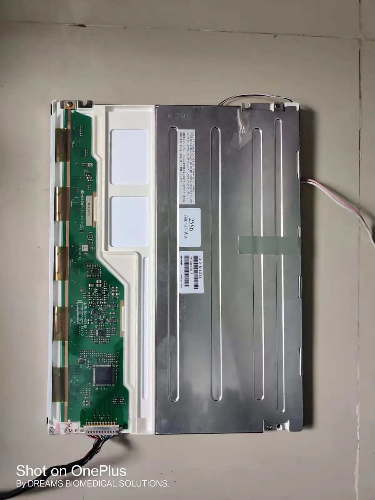 Schermo industriale originale da 12,1'' LQ121S1LG44