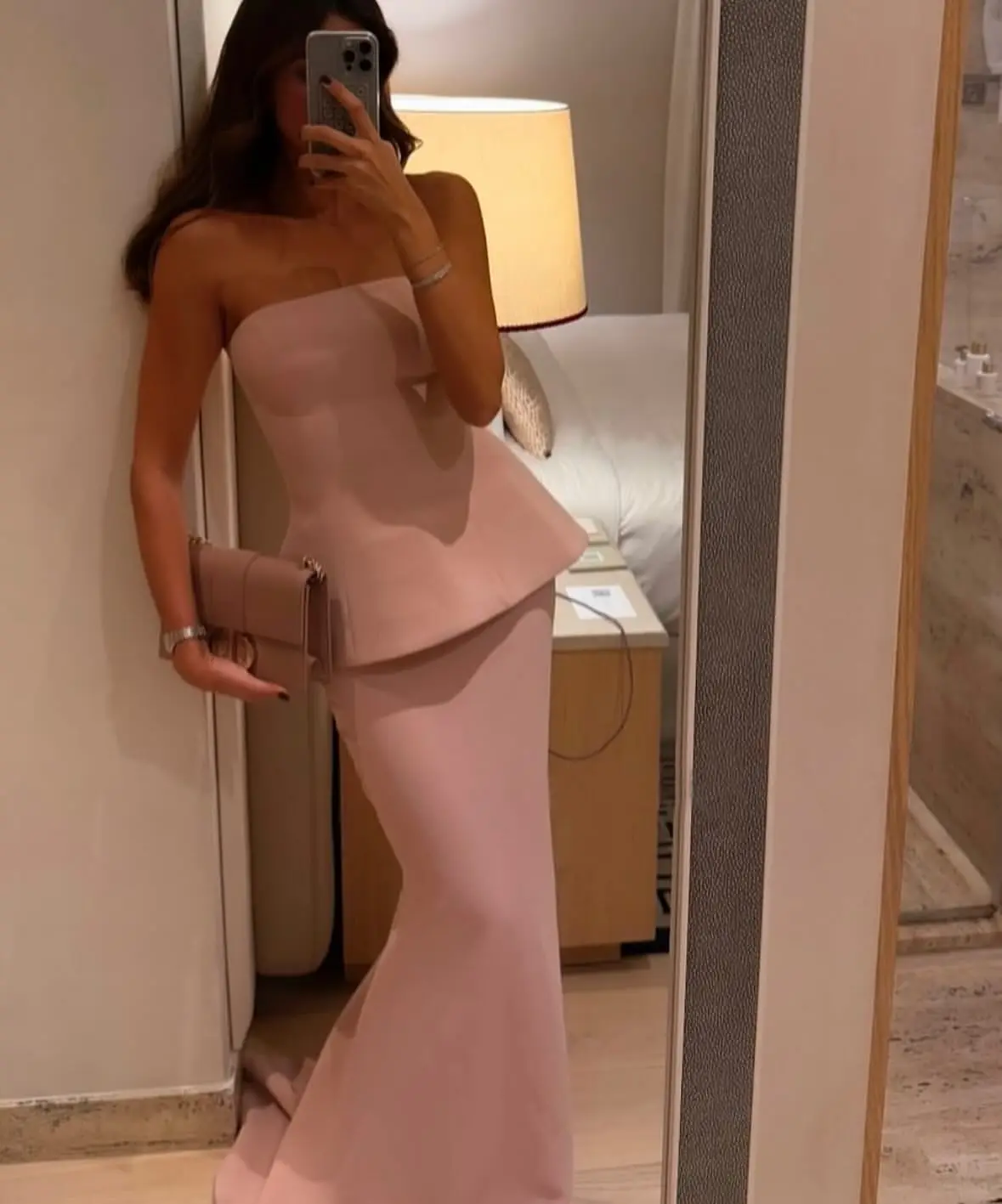 

Customized Mermaid Sleeveless Evening Dresses Strapless Floor Length Prom Dresses Vestidos De Noches Party Gowns