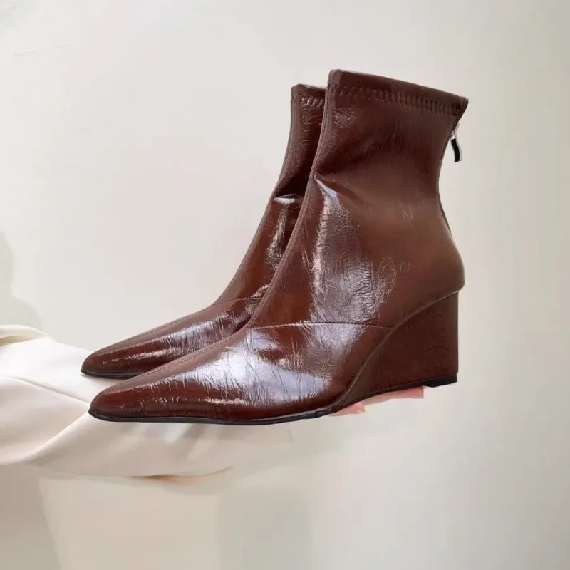 French Niche High Heel Versatile Pointed Toe Skinny Booties Women 2025 New Rear Zipper Single Boots Small Naked Boots