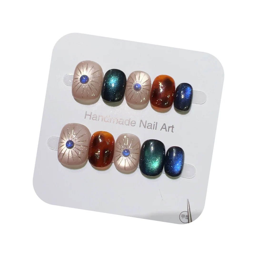 10 قطعة اليدوية قصيرة مستديرة الصحافة على الأظافر العنبر منقوشة لامعة الأزرق عيون القط تصميم الحلو كول الأظافر وهمية يمكن ارتداؤها رسومات أظافر تلميح #5