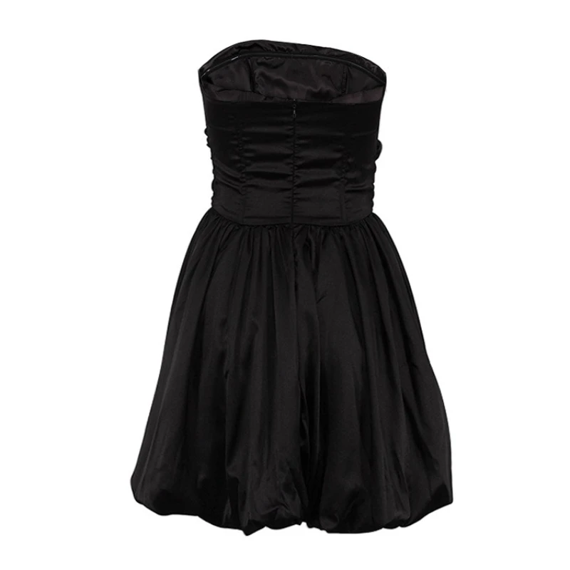 Jednokolorowa, plisowana, krótka sukienka na studniówkę, bez ramiączek, czarno-biała