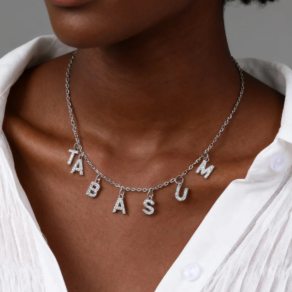 Персонализированные-буквы-имя-ожерелье-из-нержавеющей-стали-женщин-alpahbet-кулон-первоначальный-воротник-эффектные-Подвески-подарок