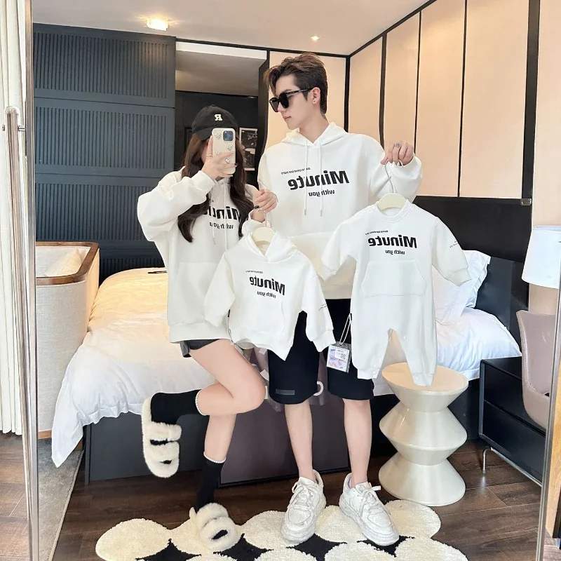 Korean Fashion Family Hooded Sweatshirts Autumn Winter Mom Dad and Children Hoodies Baby Romper Mother Father Daughter Son Tops