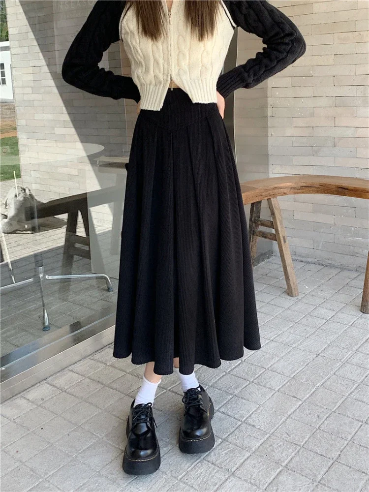 

Юбка женская, вельветовая, минималистичная, трапециевидная, универсальная, со складками, модная, свободная, повседневная, с высокой талией, однотонная, в корейском стиле, для колледжа, нежная осень