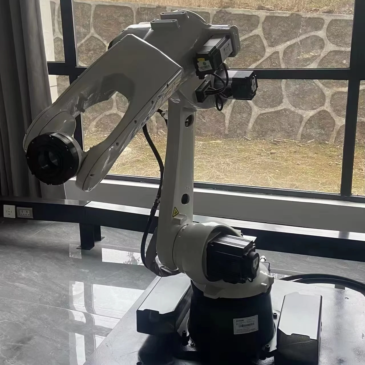 SR25A 6 Axis High Precision Servo-Electric Motor Engine Gearbox Gripper Picking Welding Cobot Payload 25kgs Arm Span