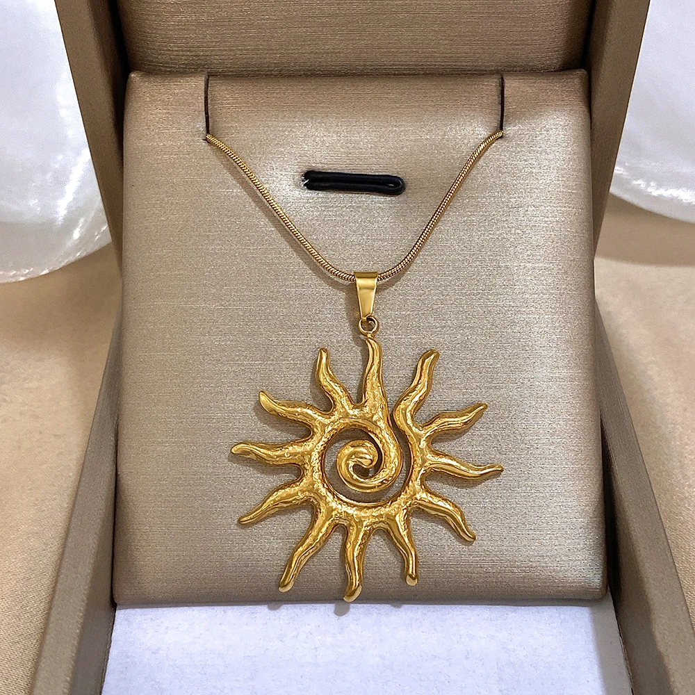 Flashbuy Vintage Chic Sun Shaped Pendant Stainless Steel Necklace Statement Golden Fashion Jewlery Gift