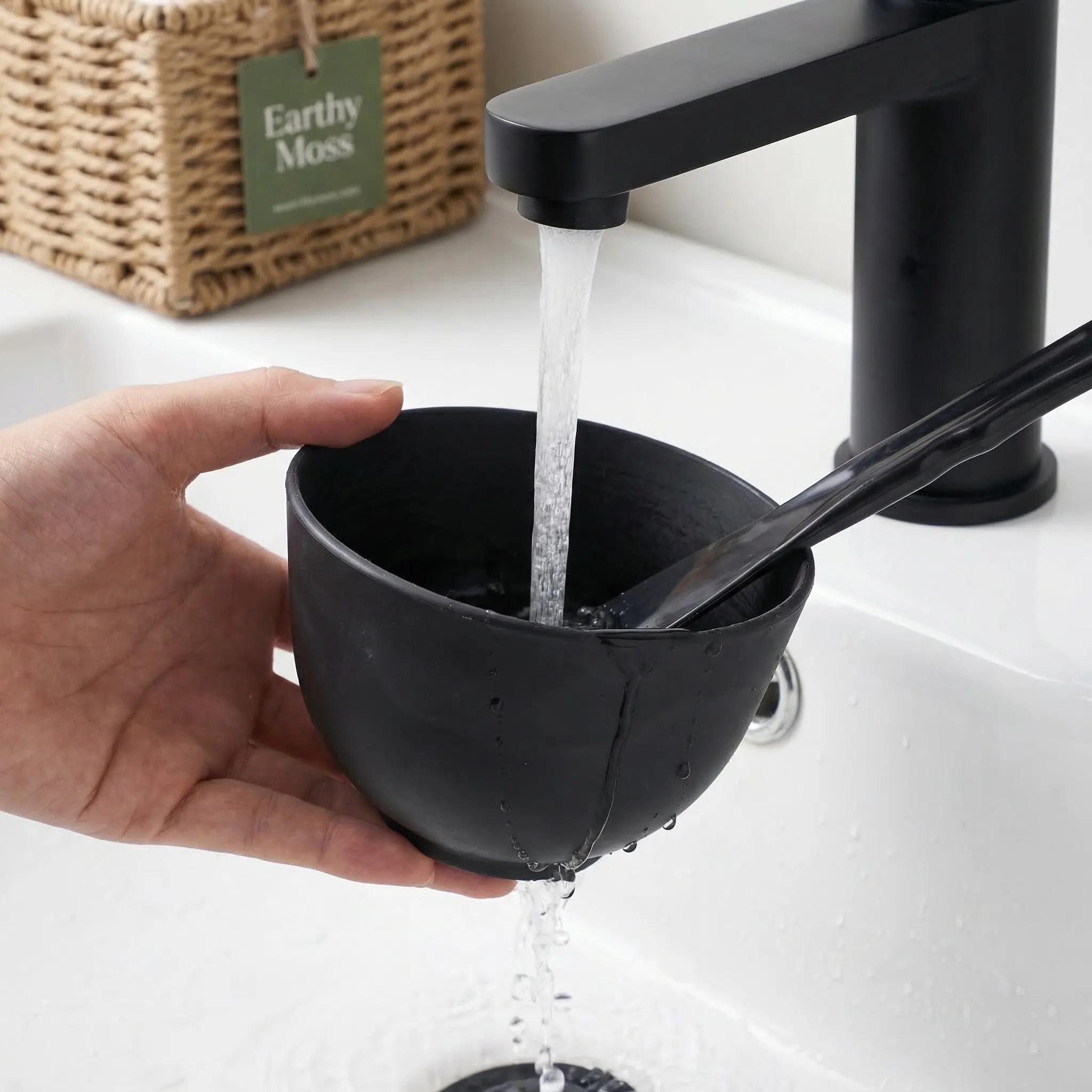 1Set Silicone Skincare Mask Mixing Bowl Set Deep Bottom DIY Mask Making Bowl with Precision Flat Spatula for Facial Mud Masks