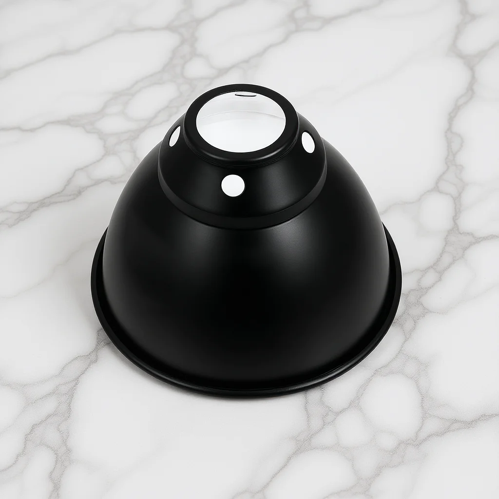 

Iron Reptile Heat Lamp Shade Reflector Dome Protector Suitable for Reptile Box Tank Heating Accessory Lizard Lamp Shade