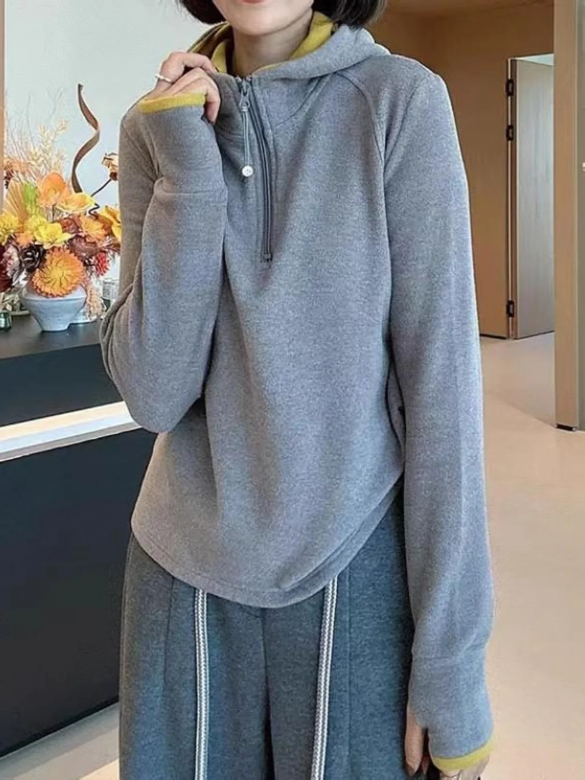 

plus Size Women's Hooded Fleece Lined Thickened Loose Fit Long Sleeve Sweatshirt Jacket Spring Fashion Outerwear Top