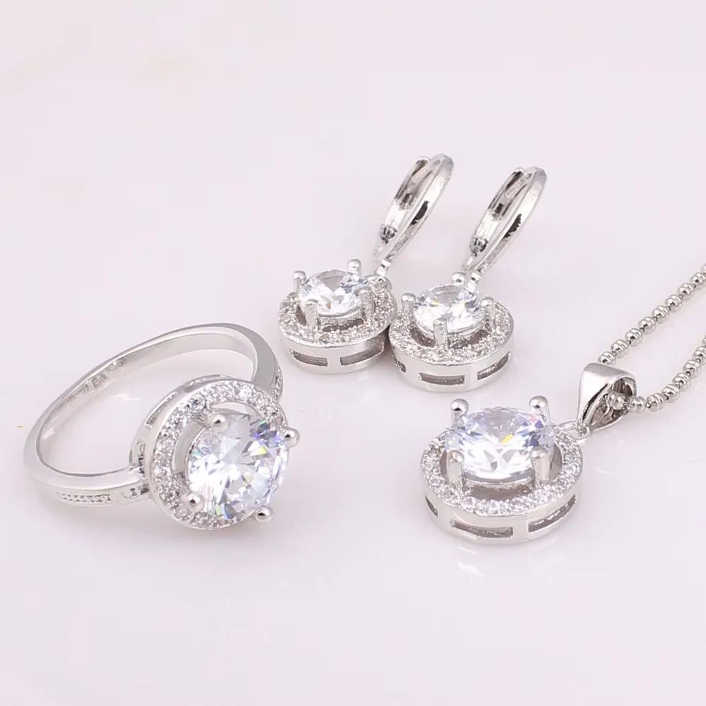 Комплект из колье, серёг и кольца, серебристого цвета