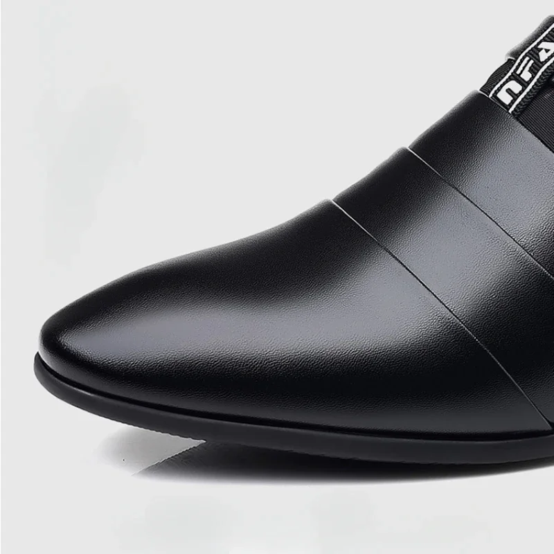 2025 جديد أحذية رجالية رسمية حجم كبير الأخفاف أشار تو رجل حذاء من الجلد أحذية الزفاف الكلاسيكية مكتب الأعمال حذاء كاجوال